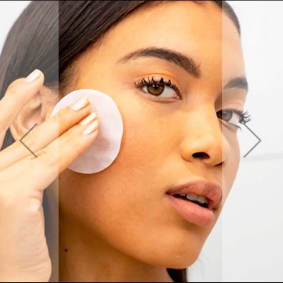 SOMME INSTITUTE Transport Exfoliating Glycolic Acid Pads - Picture 4 of 10